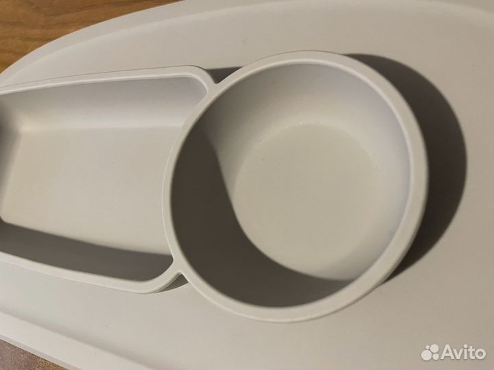 Силиконовая тарелка-подносик Stokke
