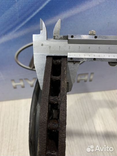 Тормозной диск перед Hyundai solaris Лев, Прав