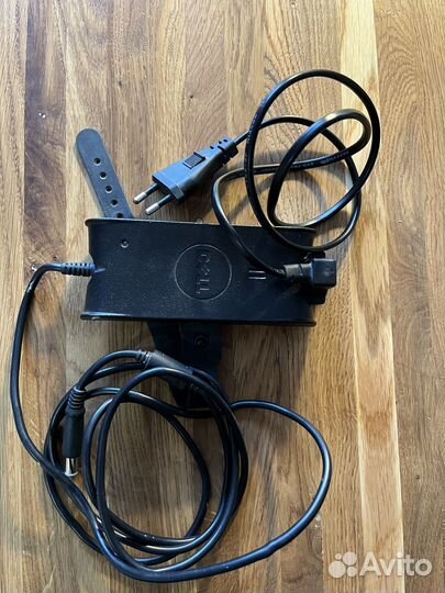 Адаптер питания Dell la65ns0-00