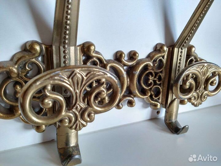 Вешалка крючок для одежды СССР