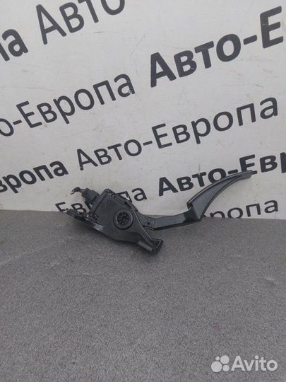 Педаль газа Jeep Grand Cherokee WK2 3.0D 2017