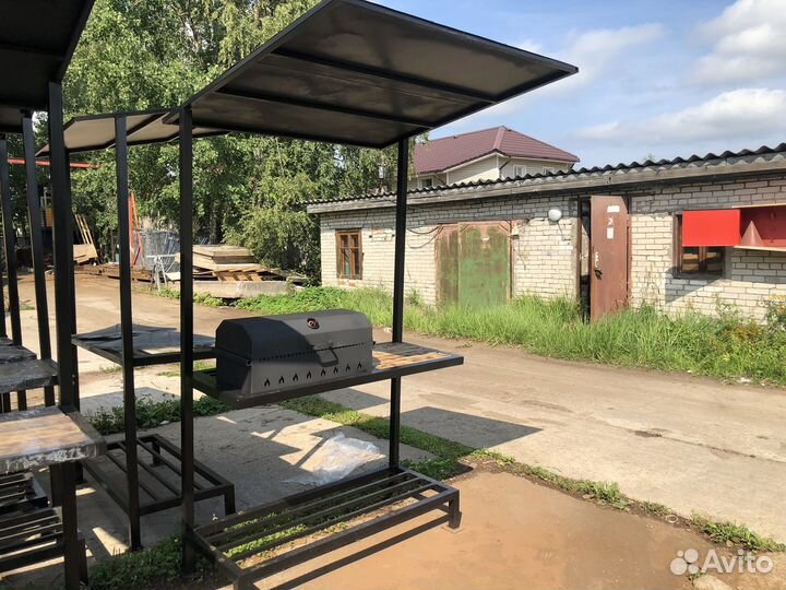 Мангал Лофт с крышей