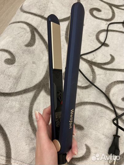 Выпрямитель для волос