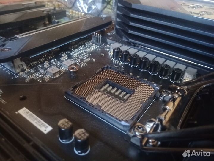 Материнская плата MSI Z490 Unify