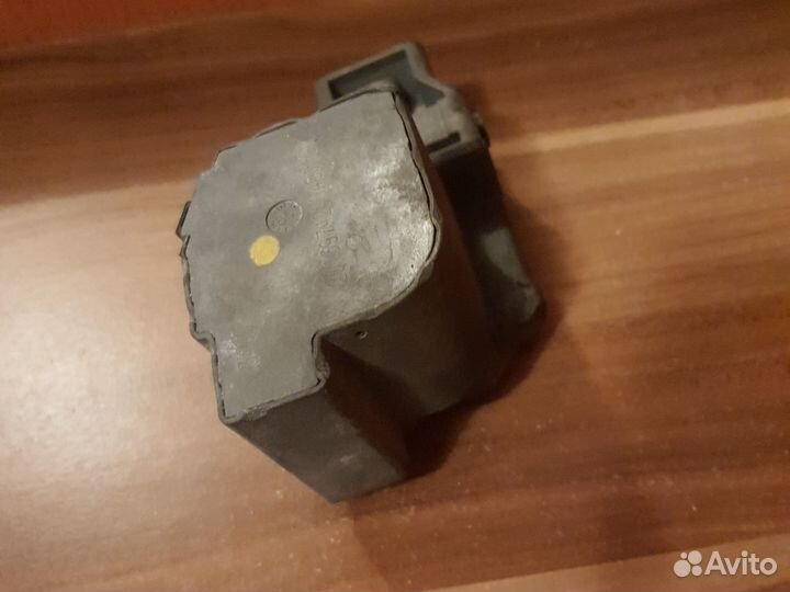 Замок рулевой колонки Мерседес W202/W208/W210