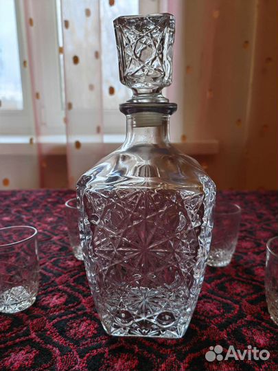 Графин хрустальный с рюмками