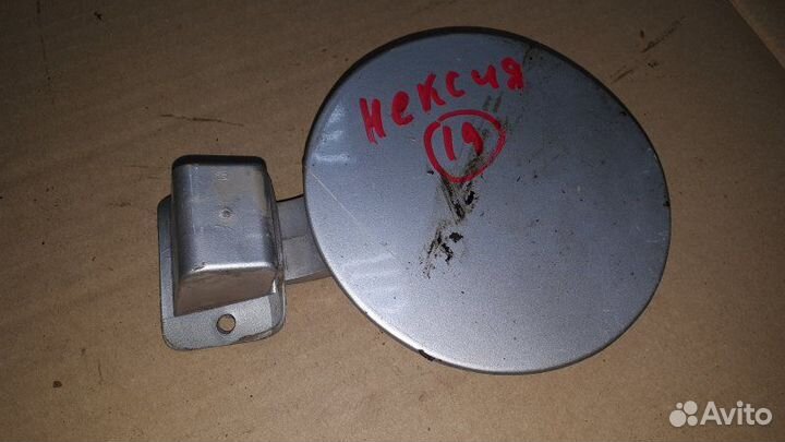 Лючок бензобака Daewoo Nexia kletn A15MF 2007