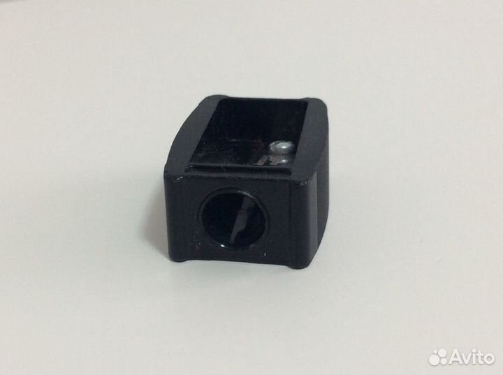 Точилка для косметических карандашей chanel. Обмен