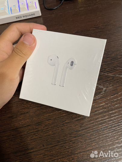 Наушники Airpods