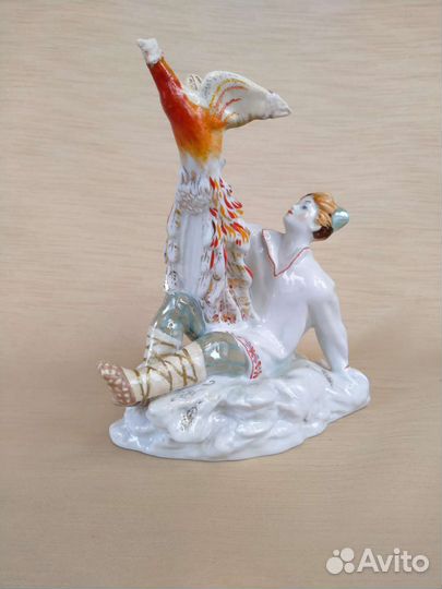 Статуэтка Иван Царевич с Жар-птицей лфз