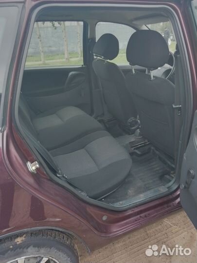 LADA Kalina 1.4 МТ, 2012, 200 000 км