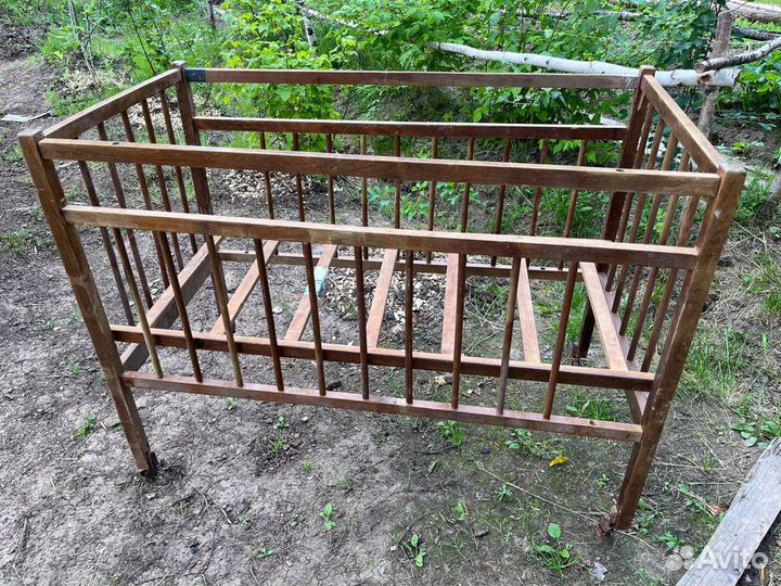 Кроватка детская