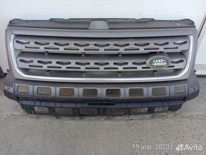 Решетка радиатора Land Rover Freelander