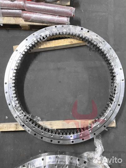 Поворотный круг Hyundai R220LC-9A