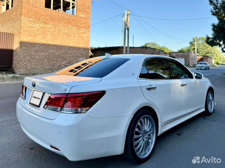 Toyota Crown 2.5 CVT, 2016, 190 000 км