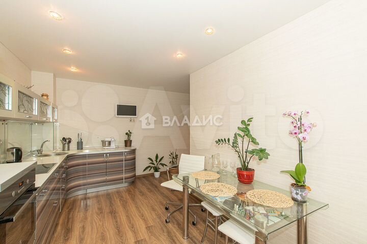 2-к. квартира, 65,8 м², 6/9 эт.