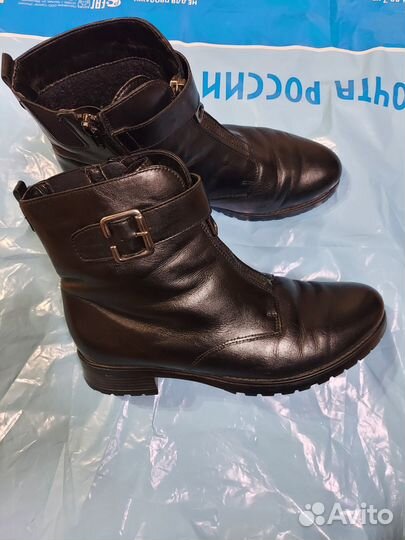 Женские кожаные ботинки