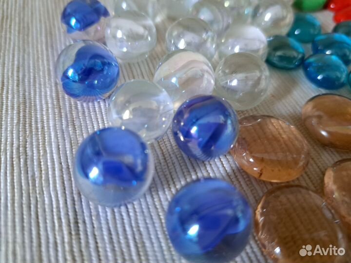 Стеклянные шары, декор из стекла