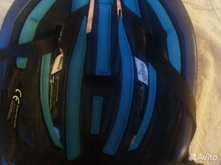 Спортивный шлем limar Astana