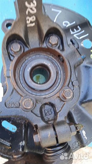 Кулак поворотный передний левый Kia Sorento XM FL