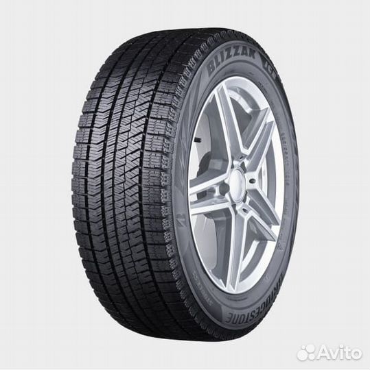 Bridgestone Blizzak Ice 215/60 R17 96S
