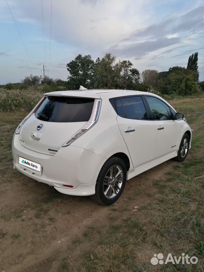 Nissan Leaf 109 л.с. AT, 2017, 103 200 км