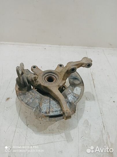 Кулак поворотный передний левый Mercedes W168