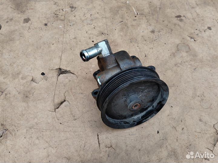 Насос гидроусилителя Ford Transit 2000-2014 2.4L