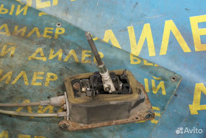 Трос кулиса кпп Volkswagen Passat B3