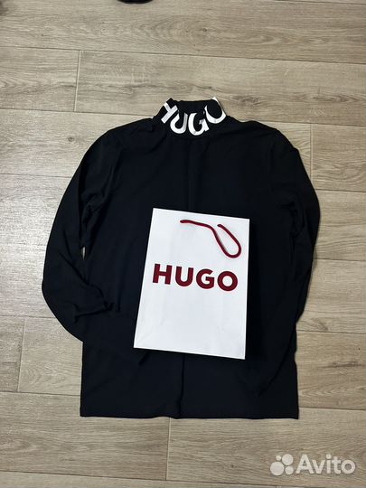 Hugo кофта / лонгслив