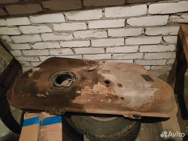 Бензобак lanos