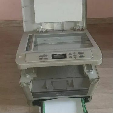 Продам принтер мфу Brother DCP-7057R