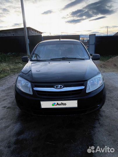 LADA Granta 1.6 МТ, 2012, 220 000 км