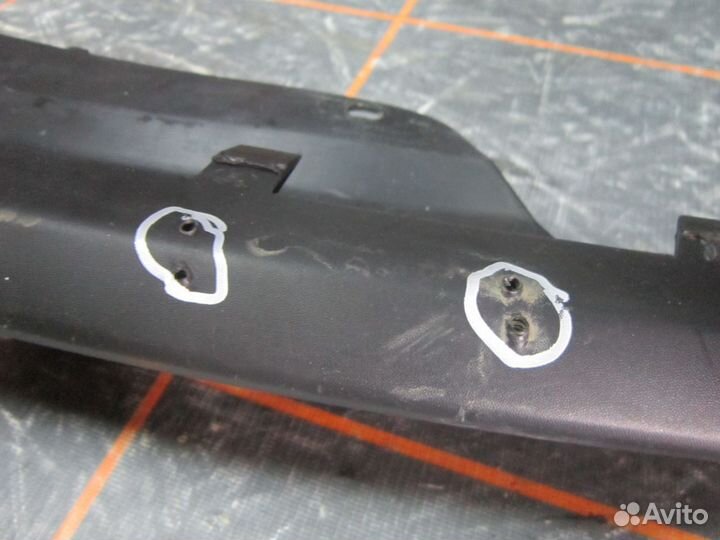 Renault Sandero Stepway - Бампер передний