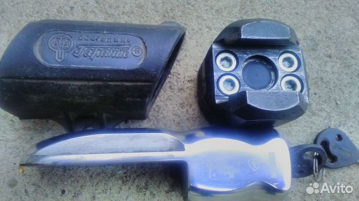 Блокиратор рулевого вала гарант продам