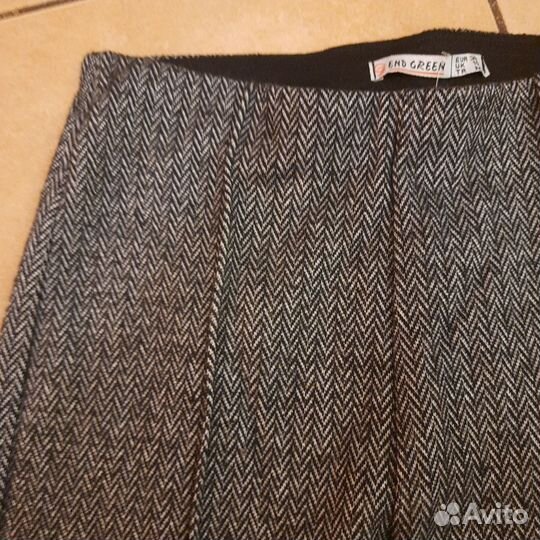 Брюки узкие твидовые