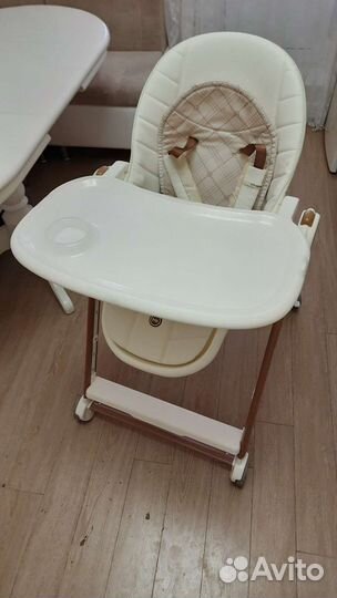 Стульчик для кормления happy baby