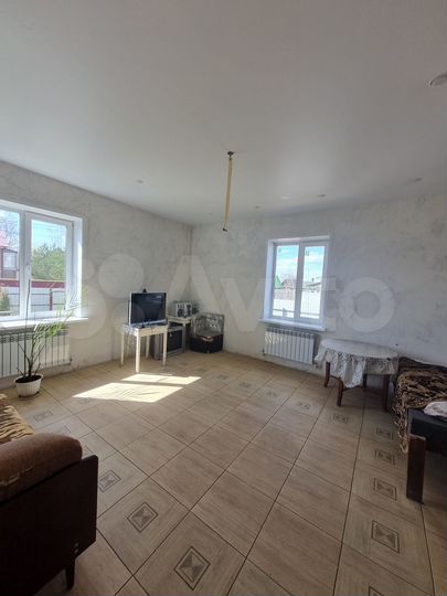 Дом 230 м² на участке 10 сот.