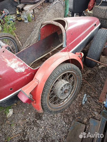 Коляска ява