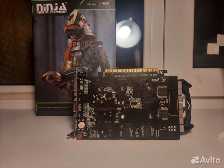 Видеокарта GTX 750 ti 4гб