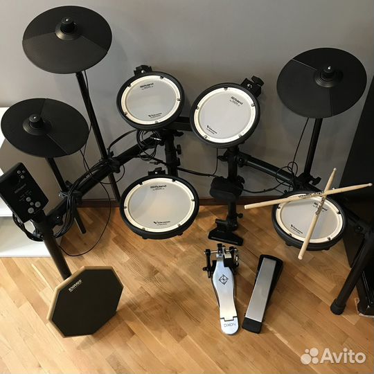 Электронная ударная установка Roland TD-1DMK