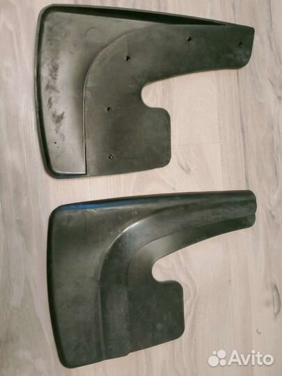 Брызговики передние универсальные