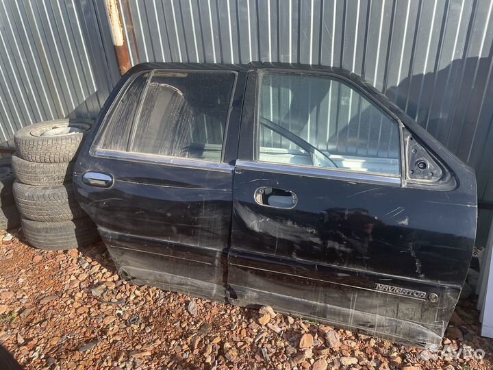 Дверь передняя,задняя правая Lincoln Navigator