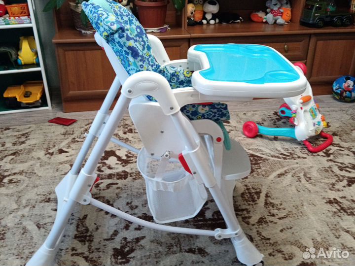 Стульчик для кормления с шезлонгом