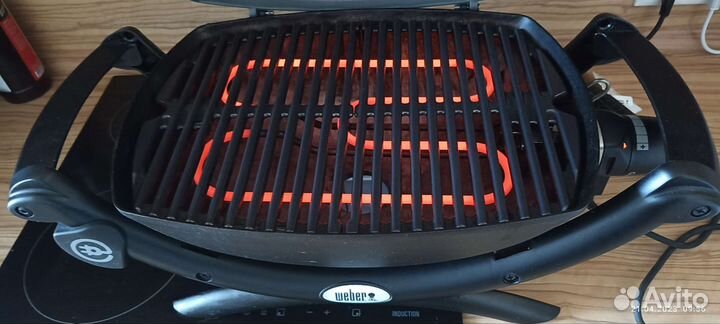 Электрогриль Weber Q1400