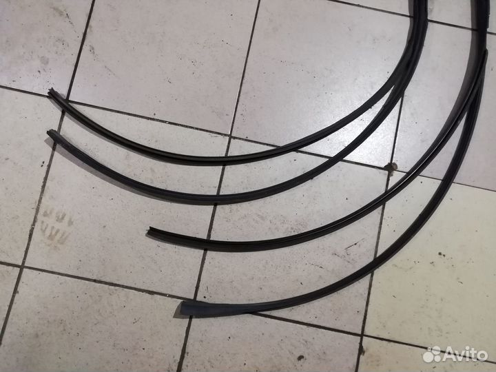 Уплотнители крыши водоотвод Mercedes W220 Long