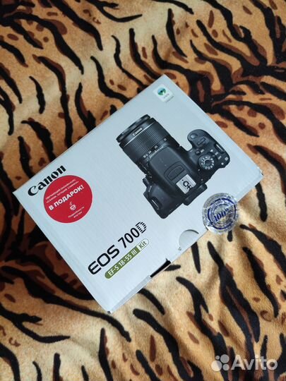 Canon eos 700d + объектив Canon EF 50mm f/1.8 STM