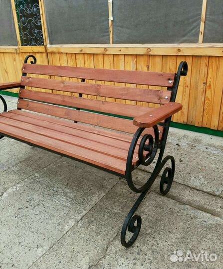 Скамейка садовая