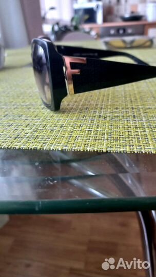 Солнцезащитные очки женские