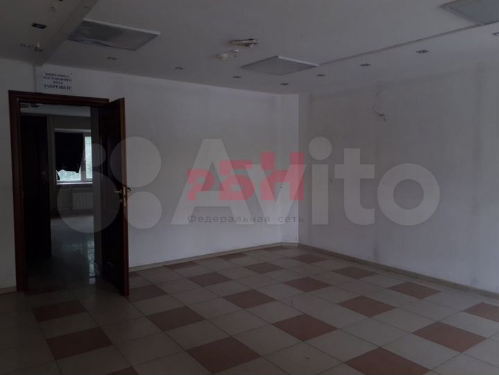 Торговое помещение 319 м2, Тюмень